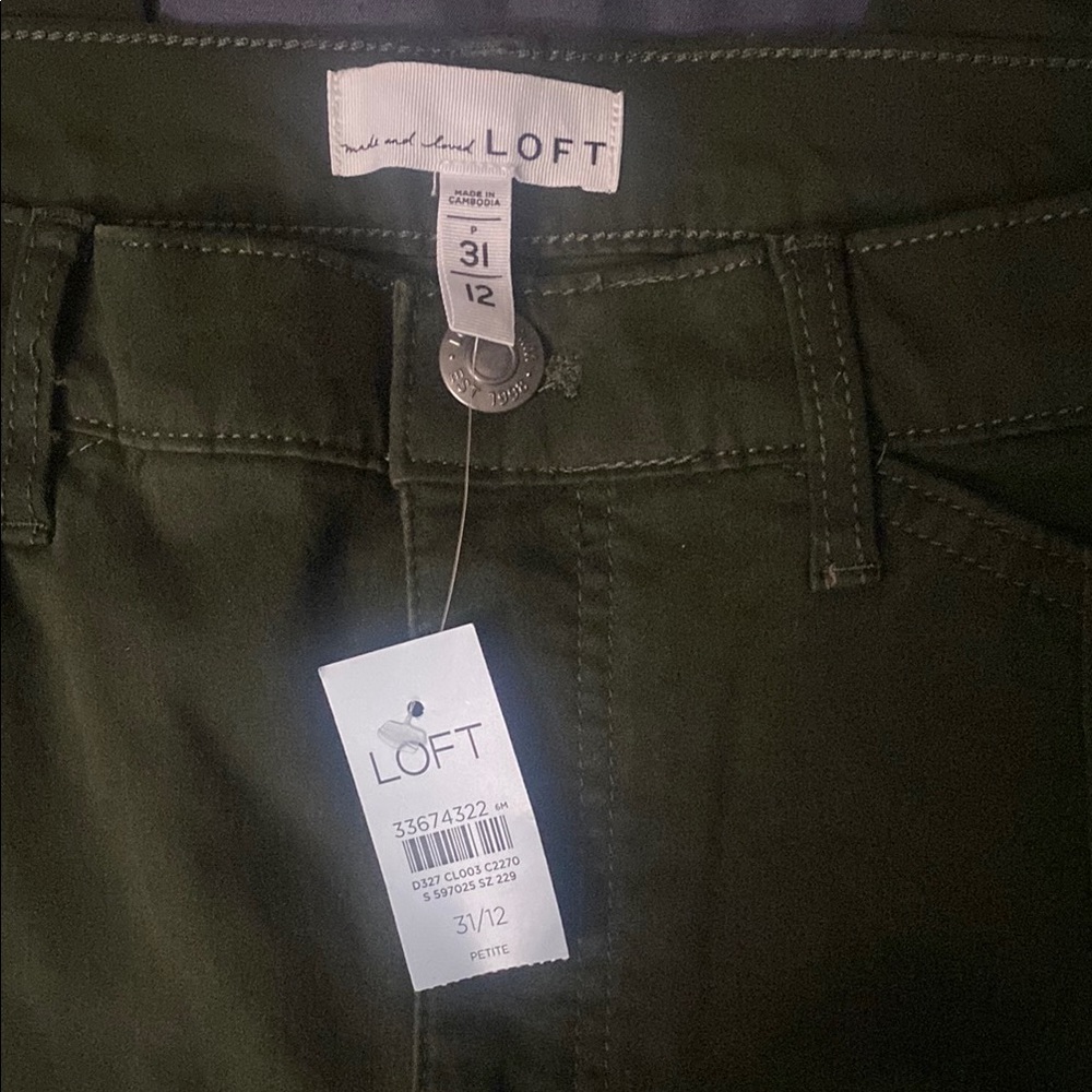 LOFT Olive Green Cargo Pants - Picture 6 of 6